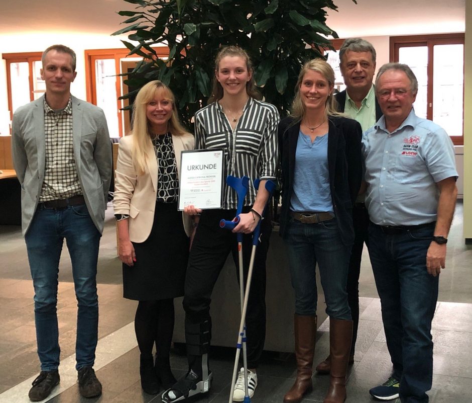 Stadtsparkasse Kaiserslautern überreicht Auszeichnung an Alessa-Catriona Pröpster zur „Eliteschülerin des Sports 2019“