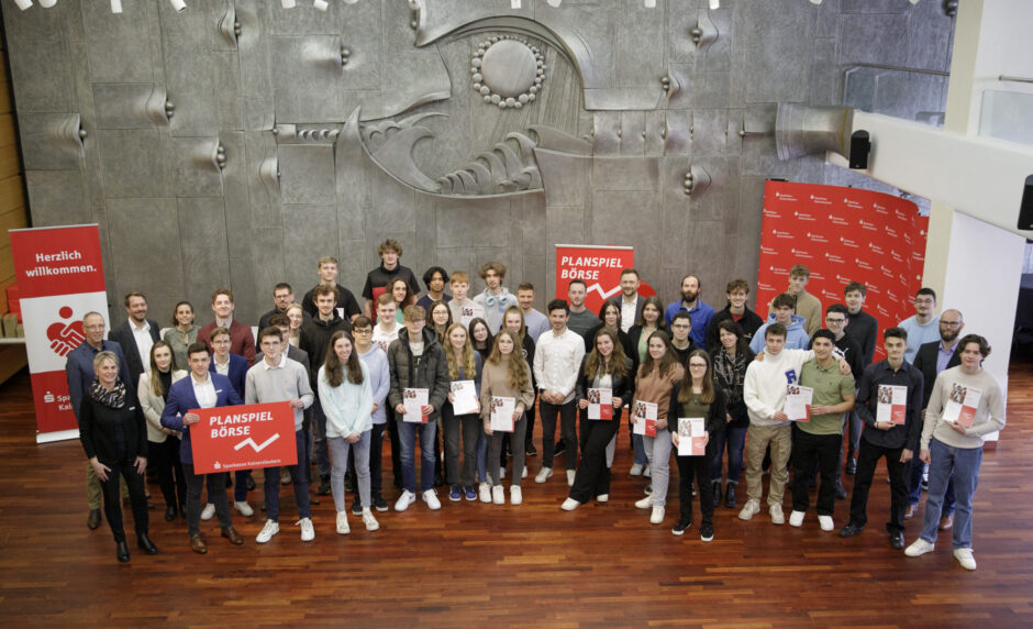 Siegerehrung bei der Jubiläumsspielrunde des Planspiels Börse