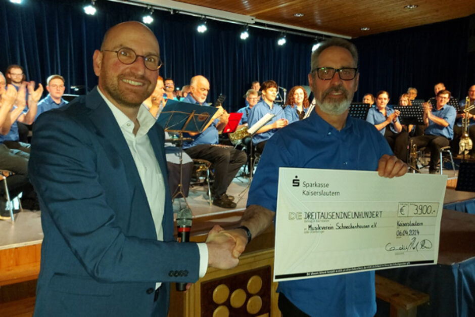 Schöne neue Töne – Sparkasse unterstützt Musikverein Schneckenhausen