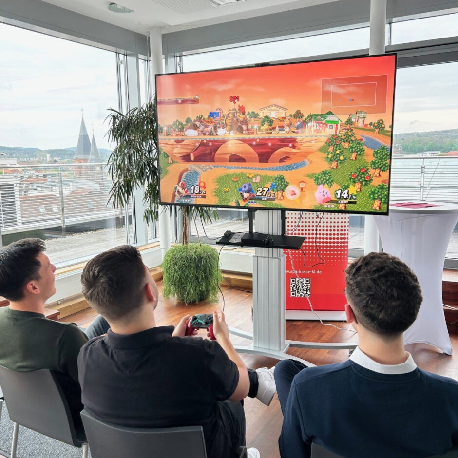 Was ein Mario Kart-Abend über die Teamkultur bei der Sparkasse Kaiserslautern verrät